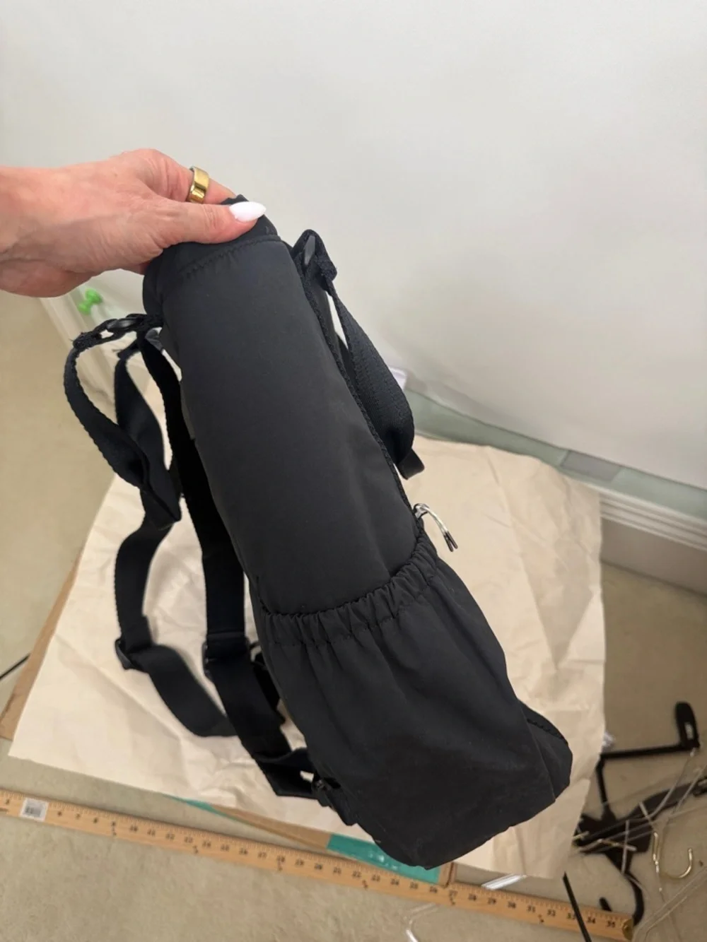 Vuori V1 Black Convertible Sports Tote Bag Backpack NWOT